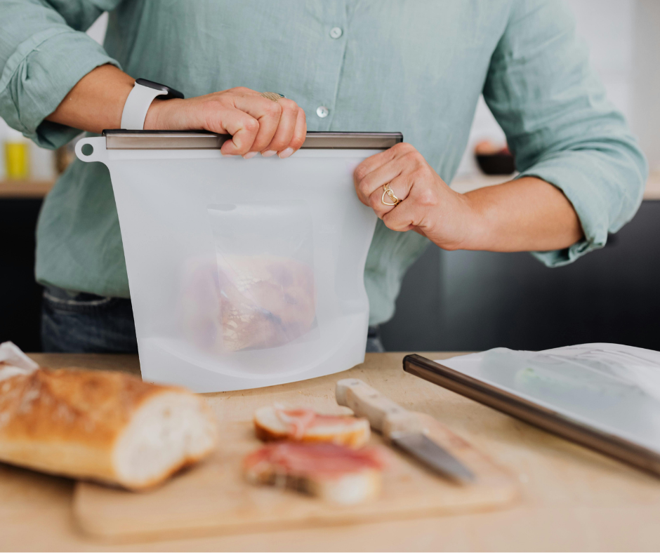 Food storage containers